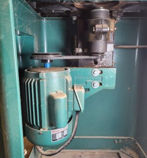 L266- Grizzly G1026 3 HP Shaper, a professional-grade woodworking machine - Image 7