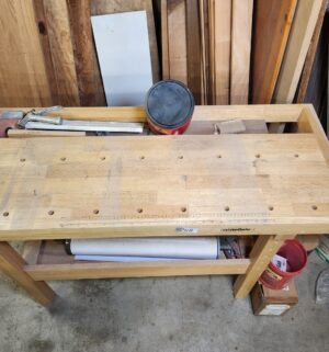 L268- White Gate wooden workbench - Image 4