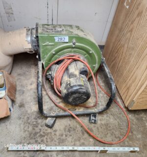 L282- Central Machinery Dust Collector