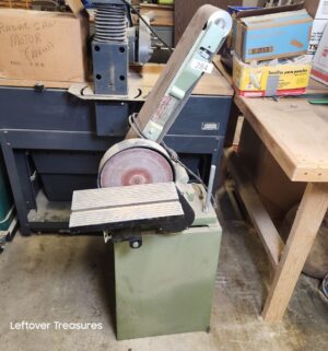 L284- Central Machinery 6in x 9in belt/disc sander