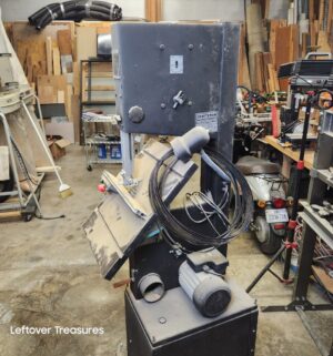 L290- Craftsman Professional 14 inch Band Saw - Image 4