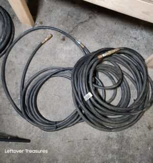 L346- 2 air hoses