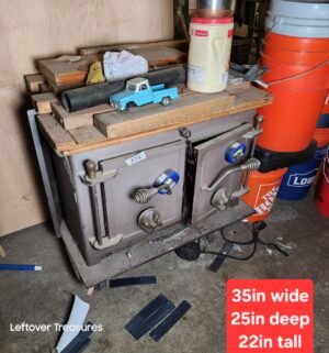 L374- iron stove