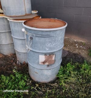 L506- 55 gal metal drums. Buyer must take all.