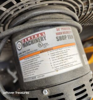 L417- Central machinery 30 inch shop fan - Image 3