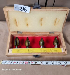 L496- carbide-tipped router bits used for woodworking