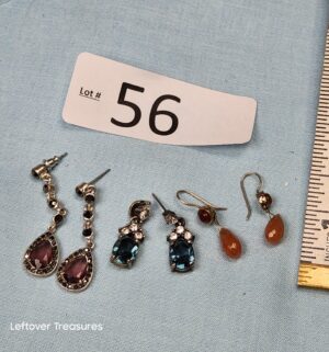 p56- vintage earrings