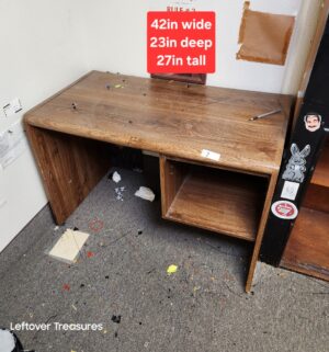M7- Small Desk