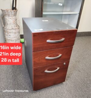 M22- 3 Drawer Rolling Cabinet w/ File Drawer