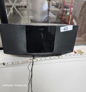 M40- Small Sony Stereo
