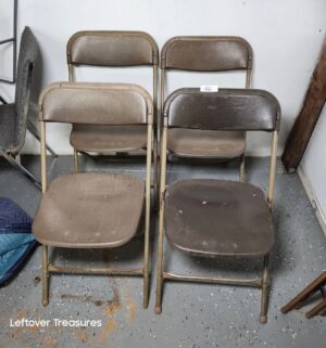 M66- Set of 4 Folding Chairs
