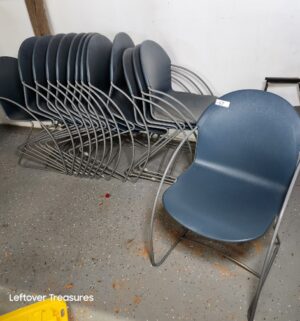 M67- steelcase Parade stack chairs