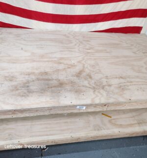 M165- Large Custom Made Work Bench. Recently built - Image 3