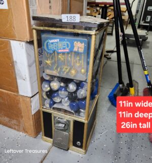 M188- Vintage beaver mechanical capsule vending machine