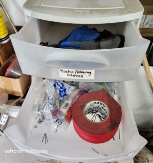 M228- storage drawers w/ contents - Image 4