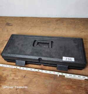 M236- pittsburgh tool set 3/8in drive - Image 3