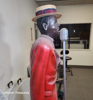 M240- Louis Armstrong Life Size Statue Prop - Image 4