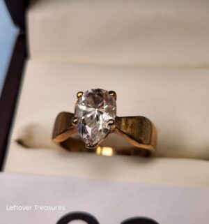 p92- Clear Stone Fashion Ring