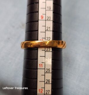 p95- Square Cut Clear Stone Fashion Ring - Image 3