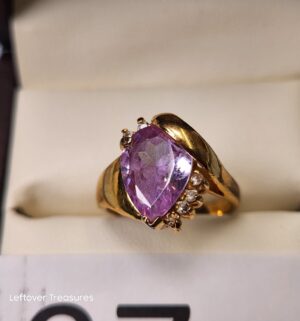 p97- tear drop cut purple stone Fashion Ring