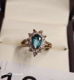 p106- blue teardrop stone Fashion Ring