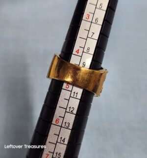 p111- purple stone fashion ring - Image 3