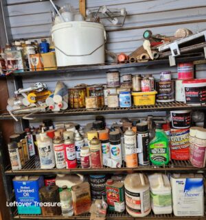 n22- Paint and related products, supplies on shelving unit
