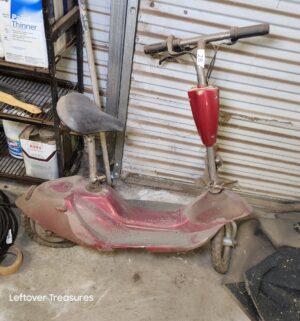 n28- Electric Scooter w/ key. Not Running, No charger.