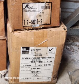 n44- Several Transformers. Still in the boxes. - Image 5