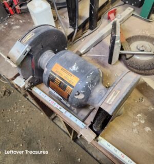 n70- Heavy Duty Bench Grinder - Image 3