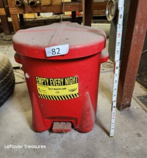 n82- Eagle 6-Gallon Polyethylene Oily Waste Can (Model 933FL
