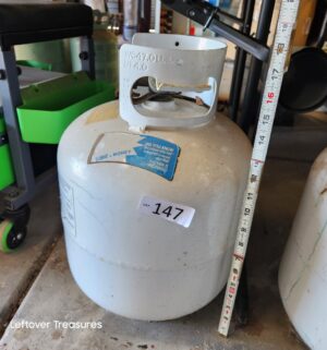 n147- Empty Propane Tank