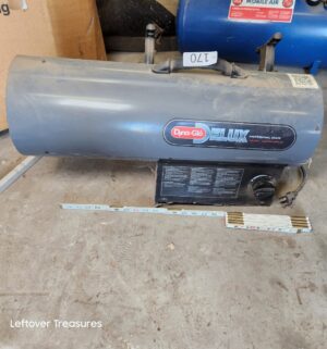 n170- Dyna-Glo Delux forced air heater