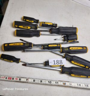 n188- Titan Screwdrivers