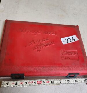 n224- Snap-on Tools 42-Piece Rethreading Set (Model RTD42)