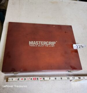 n225- Mastergrip 12-Piece Wood Carving Chisel Set