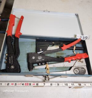 n239- Rivet Tools