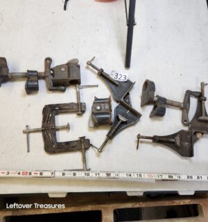 n323- various vises