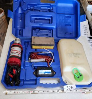 n326- Thunder Tiger Master RC Field Box