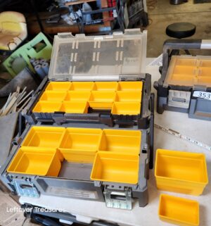 n353- Keter Cantilever 18-Compartment Small Parts Organizers - Image 3