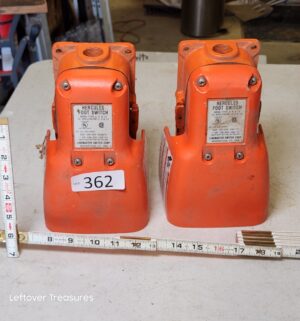n362- Hercules Foot Switches