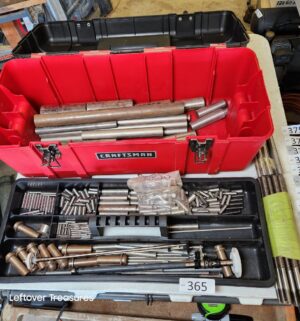 n365- Large Craftsman Tool Box w/ Steel Rounds