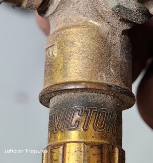 n369- Turbo Tote Oxy/Acy Welding Kit w/ Victor Torch. Gas is present. Unknown amount. - Image 3