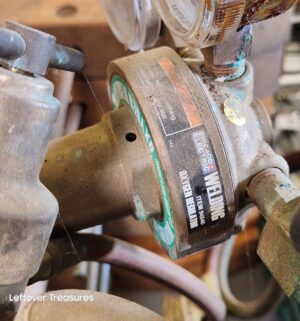 n369- Turbo Tote Oxy/Acy Welding Kit w/ Victor Torch. Gas is present. Unknown amount. - Image 4