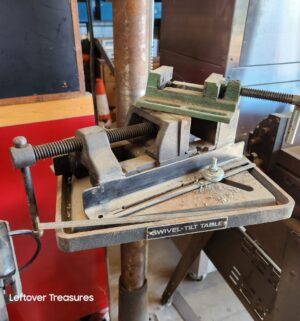 n383- Craftsman 15 inch Drill Press. 1 hp. 5/8in chuck - Image 4