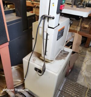 n387- JET 14 inch Wood/Metal Vertical Bandsaw. 1 HP. 115/230V, 1 Phase - Image 4