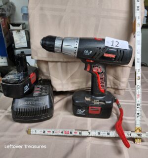 o12- Craftsman 19.2v drill w/ charger. Works