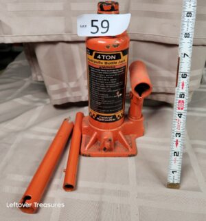 o59- 4 Ton Bottle Jack