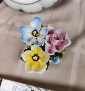 o60- Duck Pottery, Capodimonte, handpainted dish from Holland - Image 3