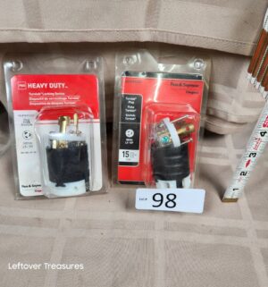 o98- turnlock plugs - Image 1